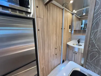 2022 Airstream Atlas photo 21