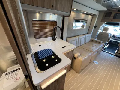2022 Airstream Atlas photo 14
