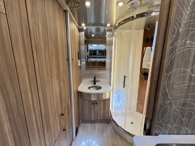 2022 Airstream Atlas photo 17