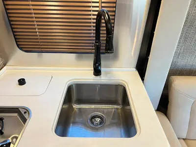 2022 Airstream Atlas photo 16