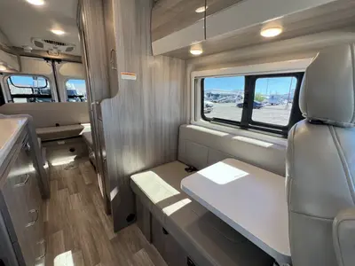 2025 Thor Motor Coach Tellaro photo 12