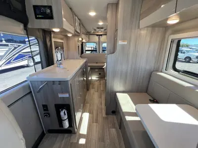 2025 Thor Motor Coach Tellaro photo 5