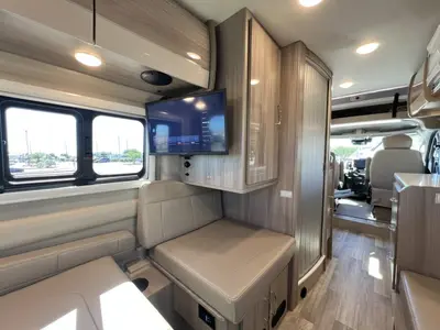 2025 Thor Motor Coach Tellaro photo 19