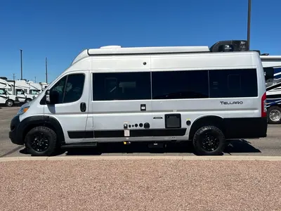 2025 Thor Motor Coach Tellaro photo 24