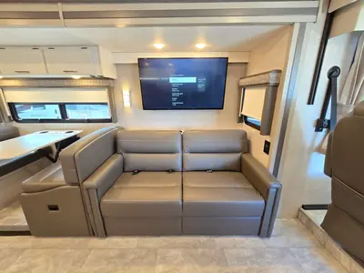 2025 Thor Motor Coach Windsport photo 15