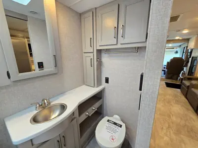 2025 Thor Motor Coach Windsport photo 23