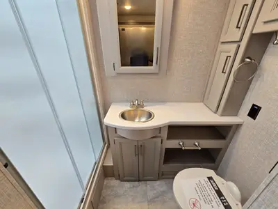 2025 Thor Motor Coach Windsport photo 22