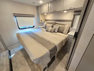 2025 Thor Motor Coach Windsport photo 19