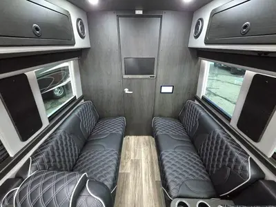 2023 Fleetwood Patriot D6 170EXT photo 12