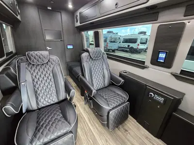 2023 Fleetwood Patriot D6 170EXT photo 7
