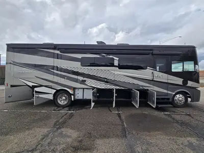 2025 Tiffin Motorhomes Allegro photo 26