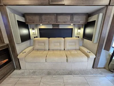 2025 Tiffin Motorhomes Allegro photo 14