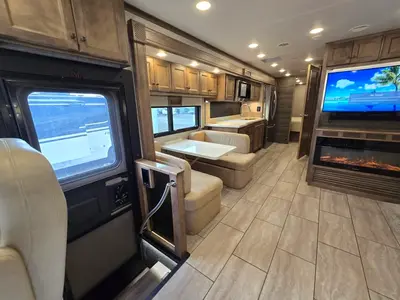 2025 Tiffin Motorhomes Allegro photo 5