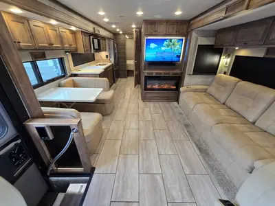 2025 Tiffin Motorhomes Allegro photo 4