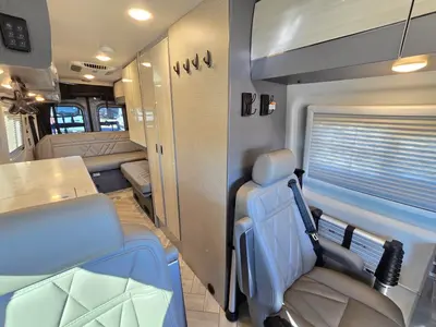 2024 Thor Motor Coach Sanctuary photo 14