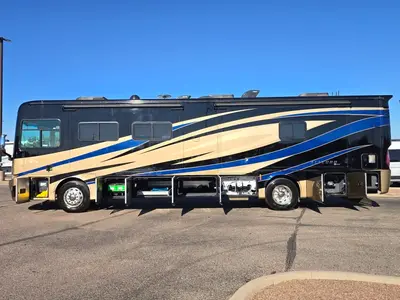 2019 Tiffin Motorhomes Allegro RED photo 27