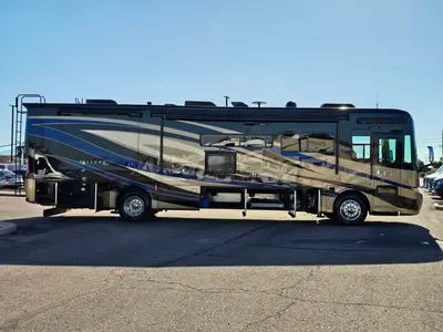 2019 Tiffin Motorhomes Allegro RED photo 29