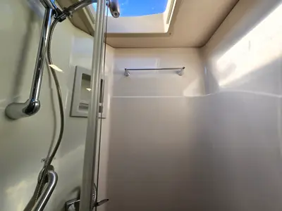 2019 Tiffin Motorhomes Allegro RED photo 23