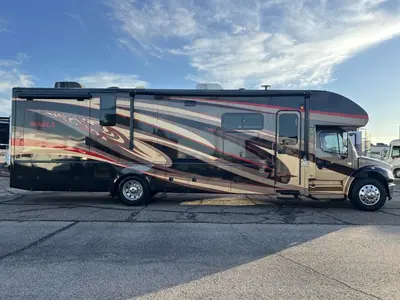 2018 Jayco Seneca photo 25