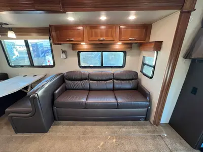 2018 Jayco Seneca photo 14