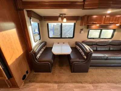 2018 Jayco Seneca photo 15
