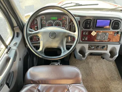 2018 Jayco Seneca photo 2