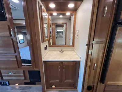 2018 Jayco Seneca photo 20