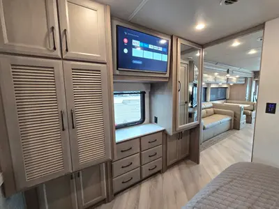 2024 Fleetwood Bounder photo 20