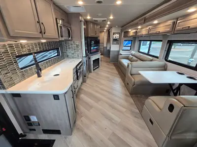 2024 Fleetwood Bounder photo 5