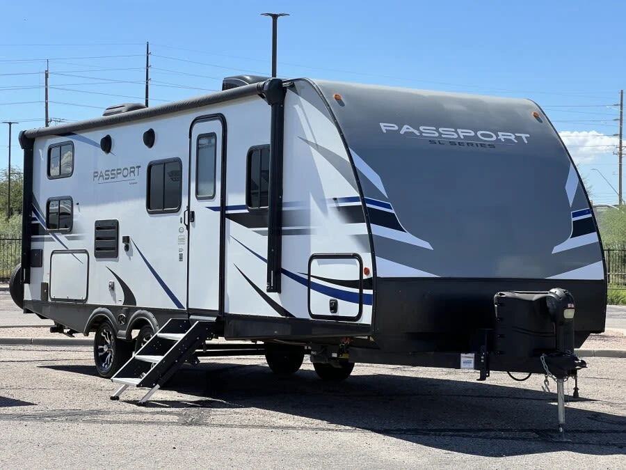 2021 Keystone Passport exterior