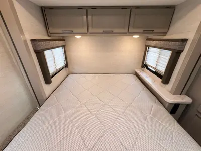 2025 Thor Motor Coach Chateau photo 17