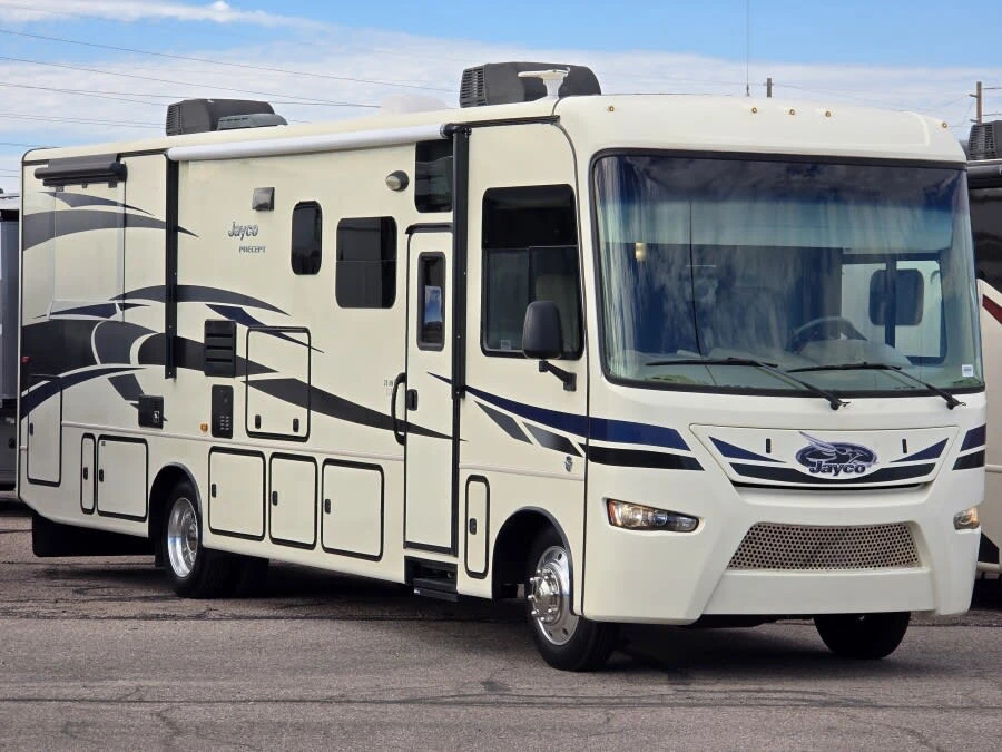 2015 Jayco Precept exterior