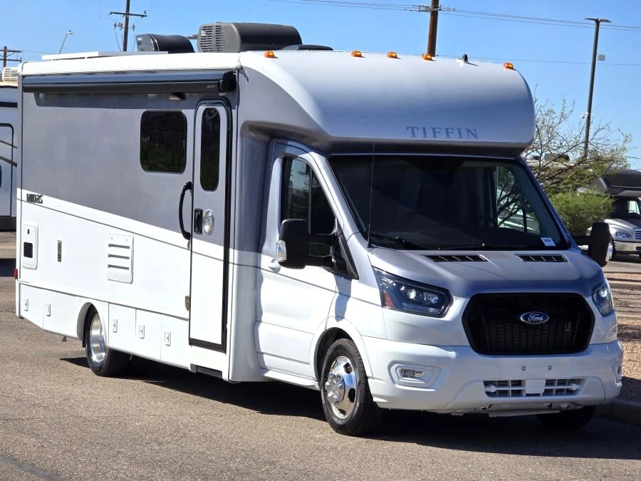 2023 Tiffin Motorhomes Midas exterior