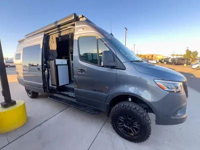 2026 Tiffin Motorhomes GH2 photo 13