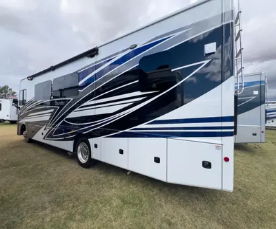 2026 Fleetwood Bounder photo 28