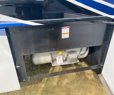 2026 Fleetwood Bounder photo 25