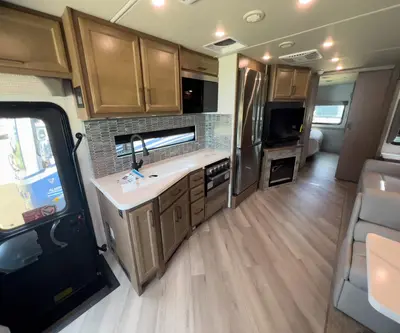 2026 Fleetwood Bounder photo 9