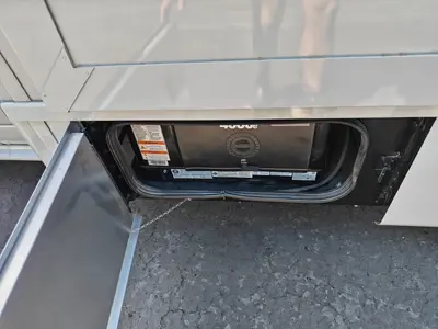 2026 Tiffin Motorhomes Midas photo 25