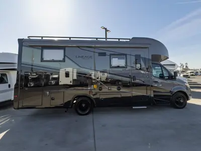 2026 Grand Design Lineage Series M photo 17