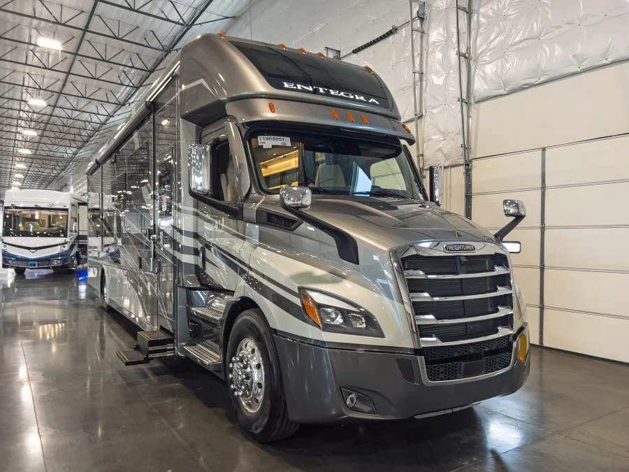 2026 Entegra Coach Centurion exterior