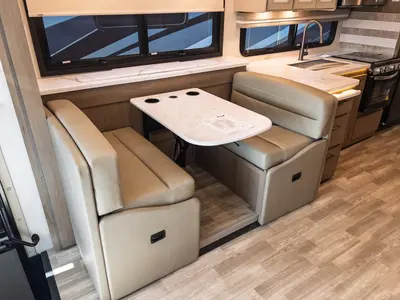 2027 Thor Motor Coach Windsport photo 11