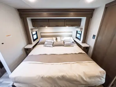 2027 Thor Motor Coach Windsport photo 17