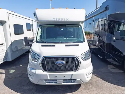 2026 Tiffin Motorhomes Midas photo 30