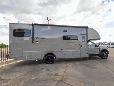 2026 Thor Motor Coach Omni Trail photo 18