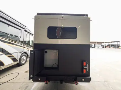 2026 Tiffin Motorhomes Open Trail photo 30