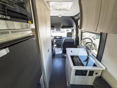 2026 Tiffin Motorhomes GT1 photo 5