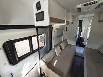 2027 Thor Motor Coach Talavera photo 11