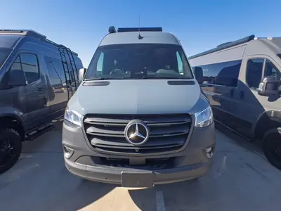 2027 Thor Motor Coach Sanctuary photo 20