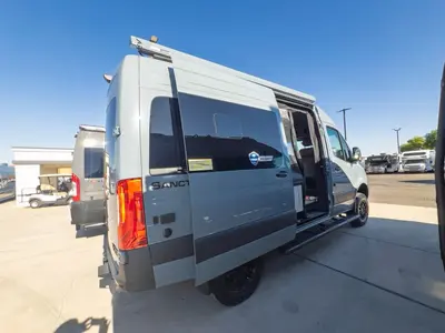 2027 Thor Motor Coach Sanctuary photo 18