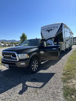 Used 2018 Heartland Bighorn 3270RS